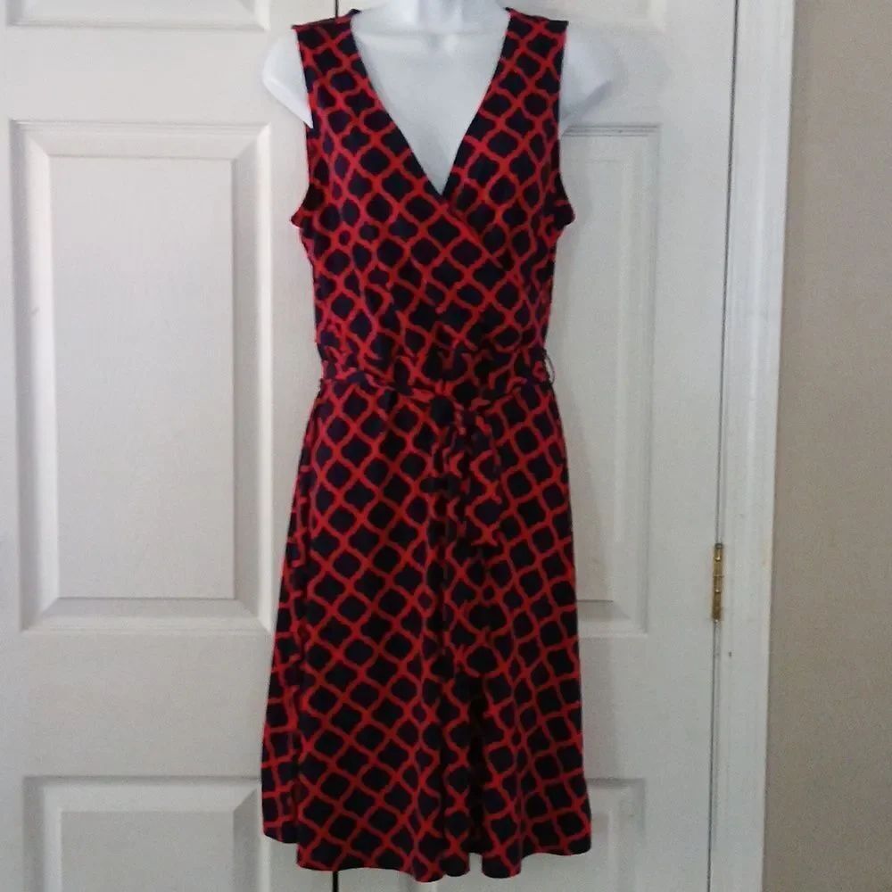 41 Hawthorn navy and red v neck sleeveless faux wrap dress  Sz M